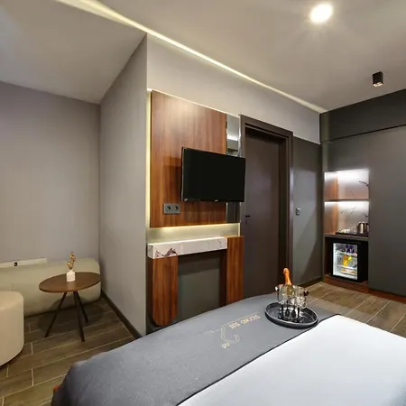 Hotel Second 3*