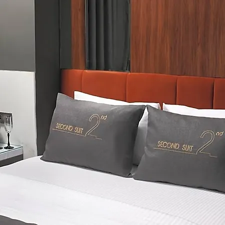 Second Hotel