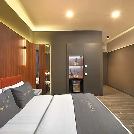 Second Hotel 3*