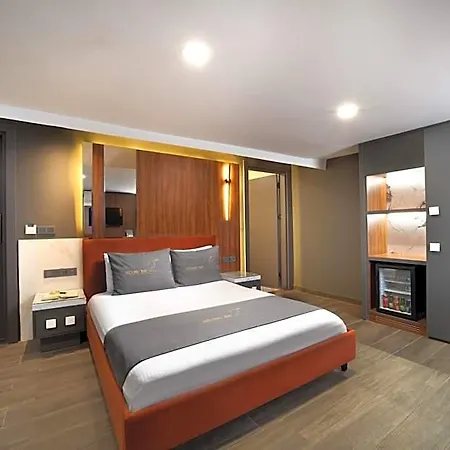 Second Hotel 3*